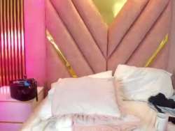 Watch bellalumi´s Live Show on Chaturbate