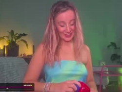 Watch the_pussy_boulevard´s Live Show on Chaturbate