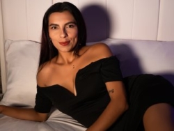 Watch Carla_Torres´s Live Show on ItsLive