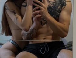 Watch AAOneLove´s Live Show on BongaCams