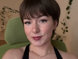 natiwithaphati is Live on ItsLive: I am a safe space for all different walks of life! I am learning more about what I enjoy, I hope we can help each other! I'm a young milf who just wants to cum at the hands of others :)C2C exclusive and tip 25 to get 3 of my longest videos! 7-15 min Watch natiwithaphati´s Live Show on ItsLive