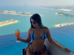 Watch JuliettaStone´s Live Show on ItsLive