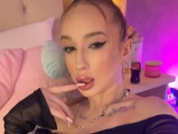EmmaNaughtiness is Live on BongaCams: @699 DEEPTHROAT, 0 earned PVT Open @LOVENSE Try my fav vibes 111222333444! Watch EmmaNaughtiness´s Live Show on BongaCams