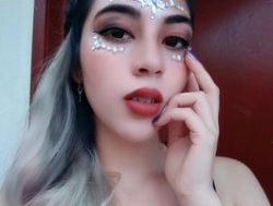 Watch Charlotte-glasses´s Live Show on BongaCams