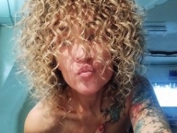 Dobbi-DoDo is Live on BongaCams: My Lovense reacts from 3 Tokens) Sweet orgasm for ___ tokens ! @total countdown, @sofar got, @remain remained for the show! Watch Dobbi-DoDo´s Live Show on BongaCams