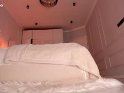 Watch yourlovelygrace´s Live Show on Chaturbate