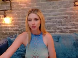 Watch lisa_caprice´s Live Show on Chaturbate