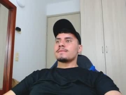 Watch itscassian´s Live Show on Chaturbate